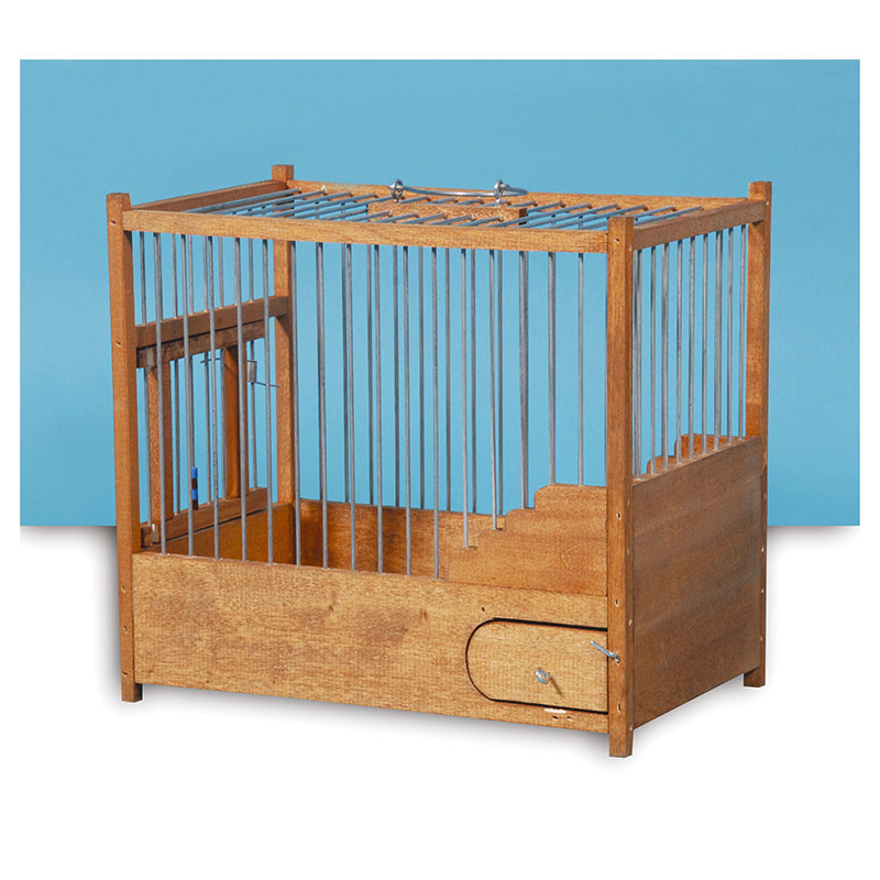 ΞΥΛΙΝΟ ΚΛΟΥΒΙ ΒΑΜΕΝΟ ΚΛΕΙΣΤΗ ΤΑΙΣΤΡΑ 26χ16χ22.5cm